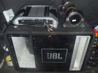Установка усилителя Blaupunkt GTA 275 в Mitsubishi Pajero II